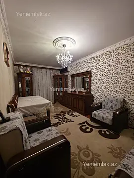 Satılır 6 otaqlı köhnə tikili 132 m²
