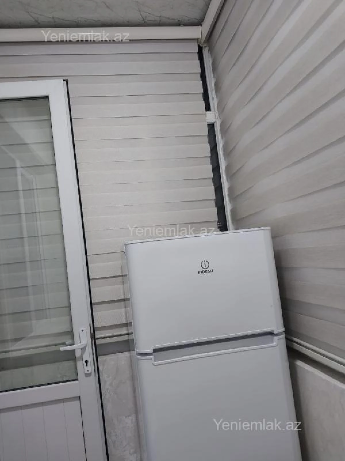 Satılır 2 otaqlı köhnə tikili 40 m²