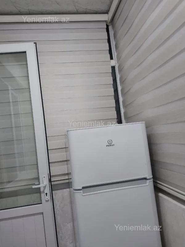 Satılır 2 otaqlı köhnə tikili 40 m²