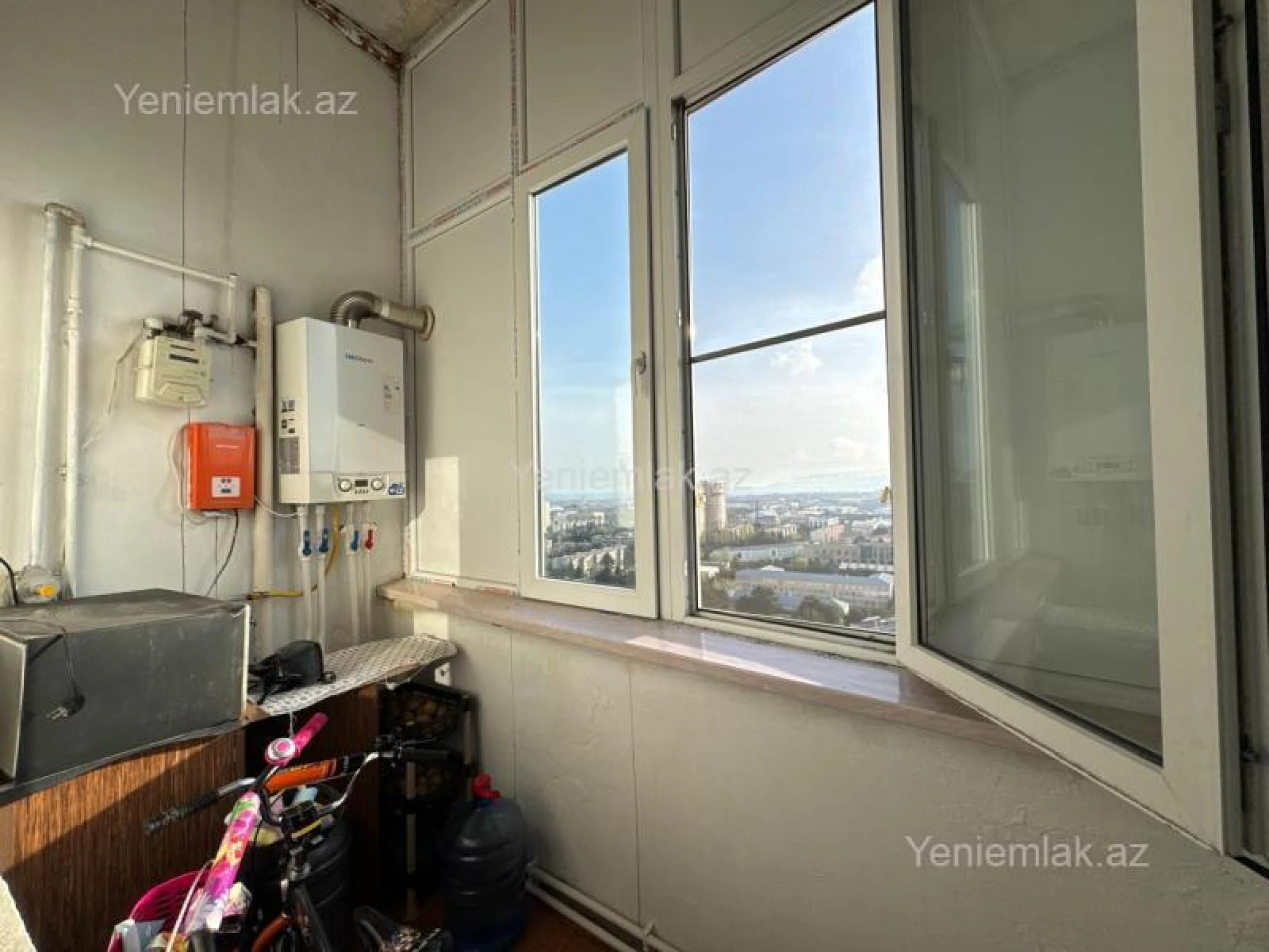 Satılır 3 otaqlı yeni tikili 75 m²