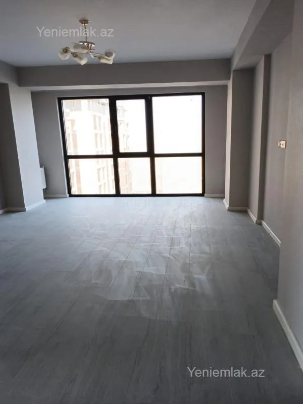 Satılır 3 otaqlı yeni tikili 80 m²