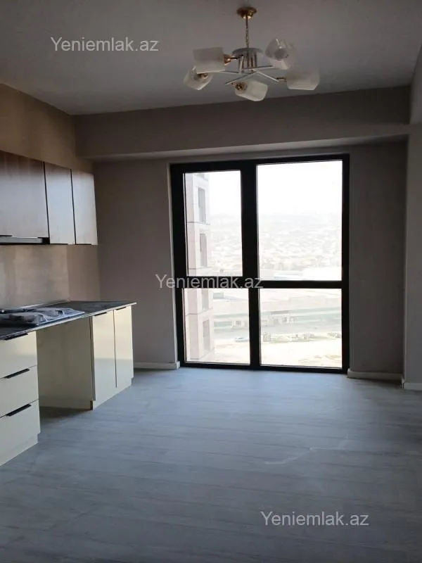 Satılır 3 otaqlı yeni tikili 80 m²