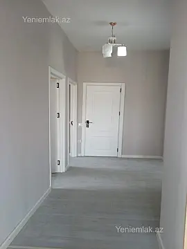 Satılır 3 otaqlı yeni tikili 80 m²