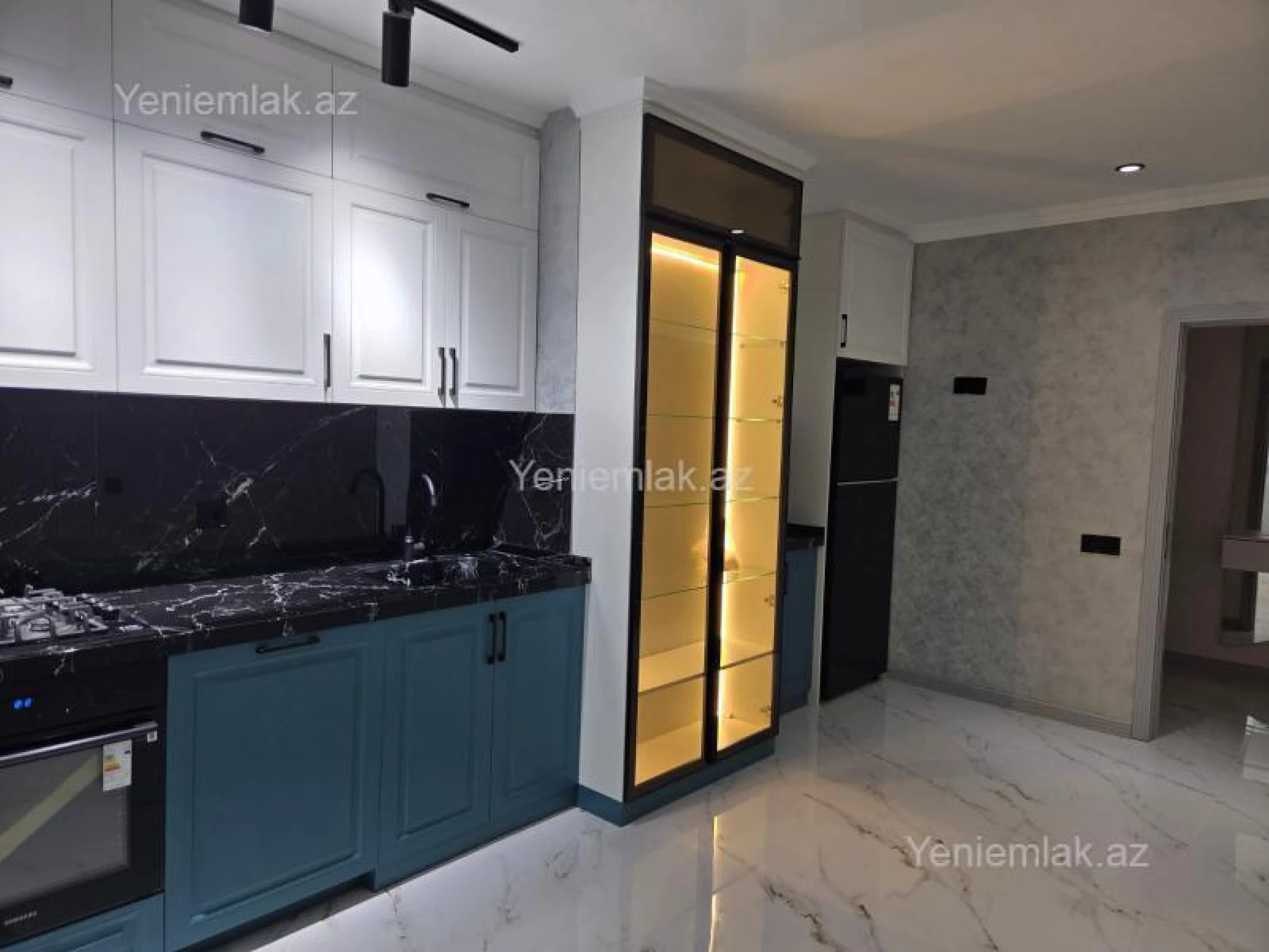 Satılır 3 otaqlı köhnə tikili 105 m²