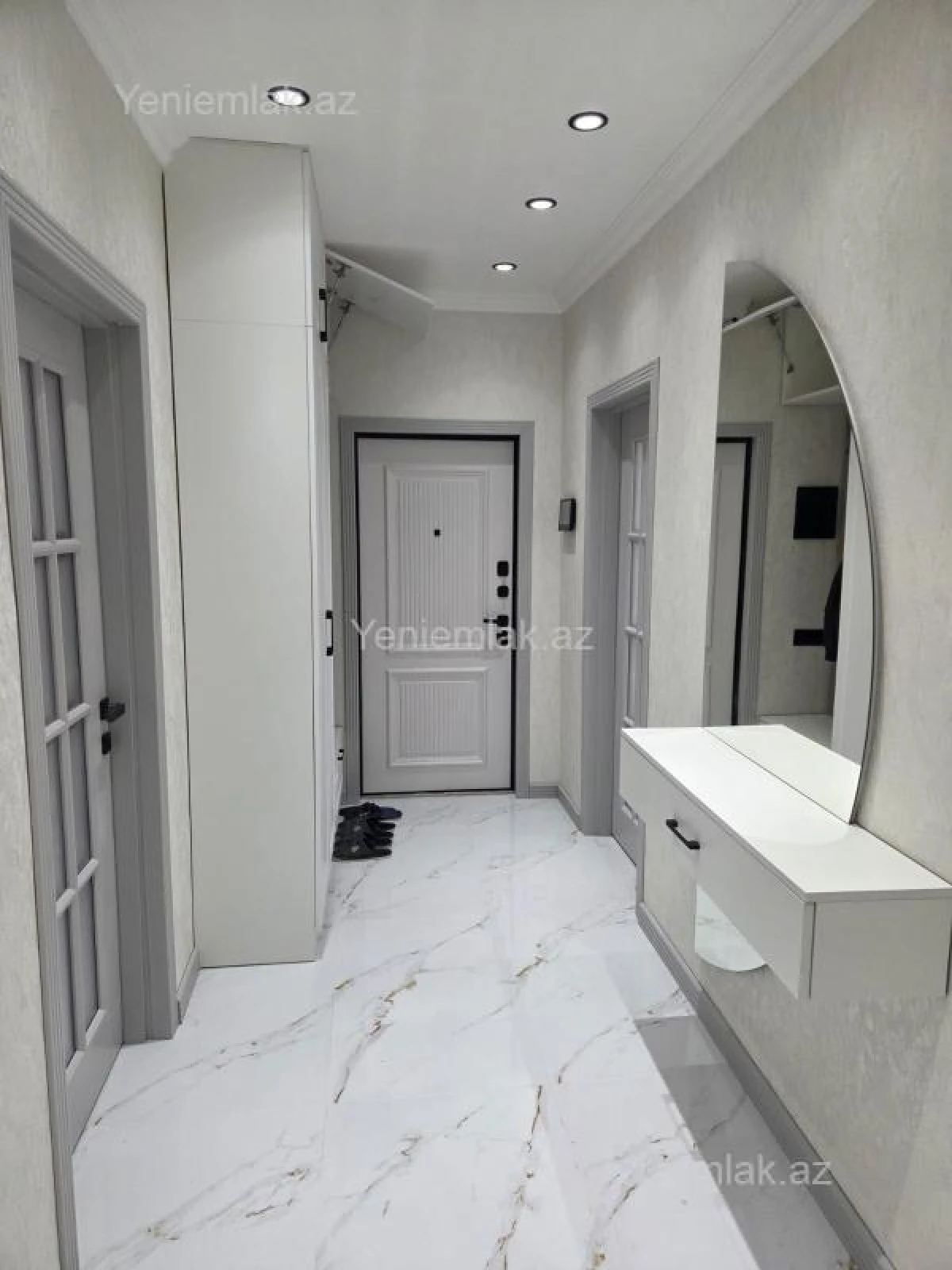 Satılır 3 otaqlı köhnə tikili 105 m²
