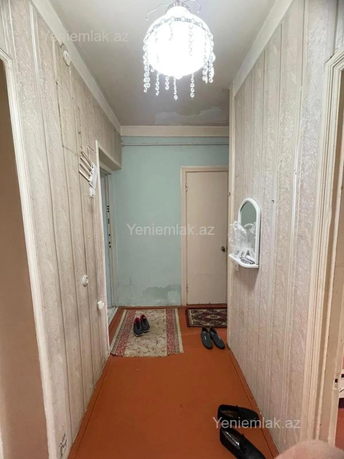 Satılır 2 otaqlı köhnə tikili 50 m²