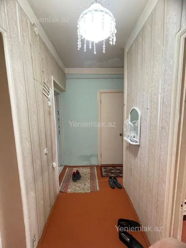 Satılır 2 otaqlı köhnə tikili 50 m²