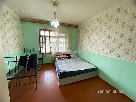 Satılır 2 otaqlı köhnə tikili 50 m²
