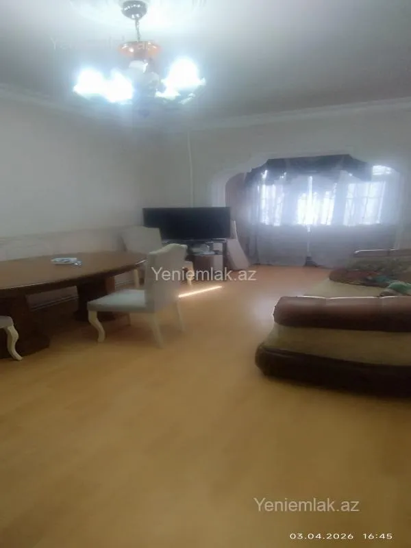 Satılır 3 otaqlı köhnə tikili 80 m²
