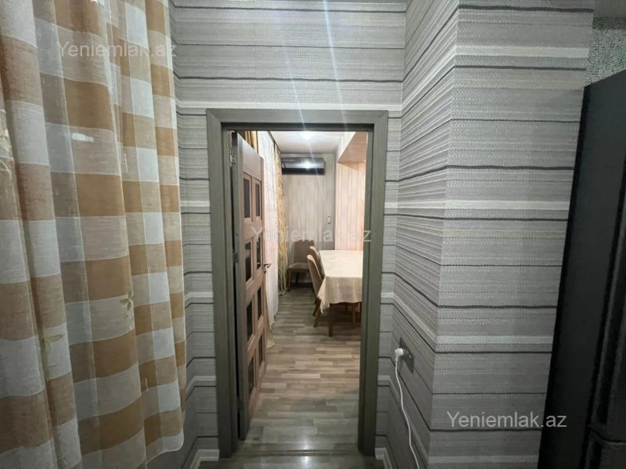 Satılır 3 otaqlı köhnə tikili 85 m²