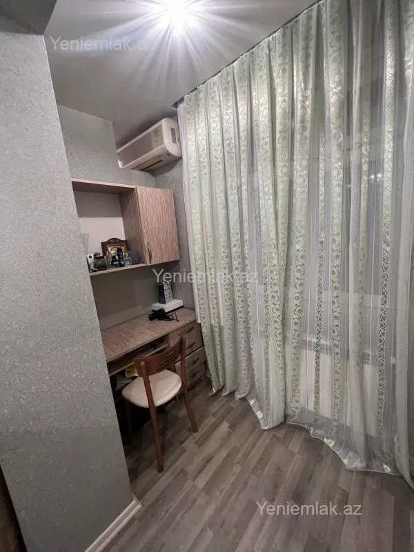 Satılır 3 otaqlı köhnə tikili 85 m²