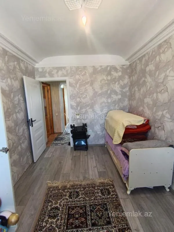 Satılır 3 otaqlı köhnə tikili 68 m²
