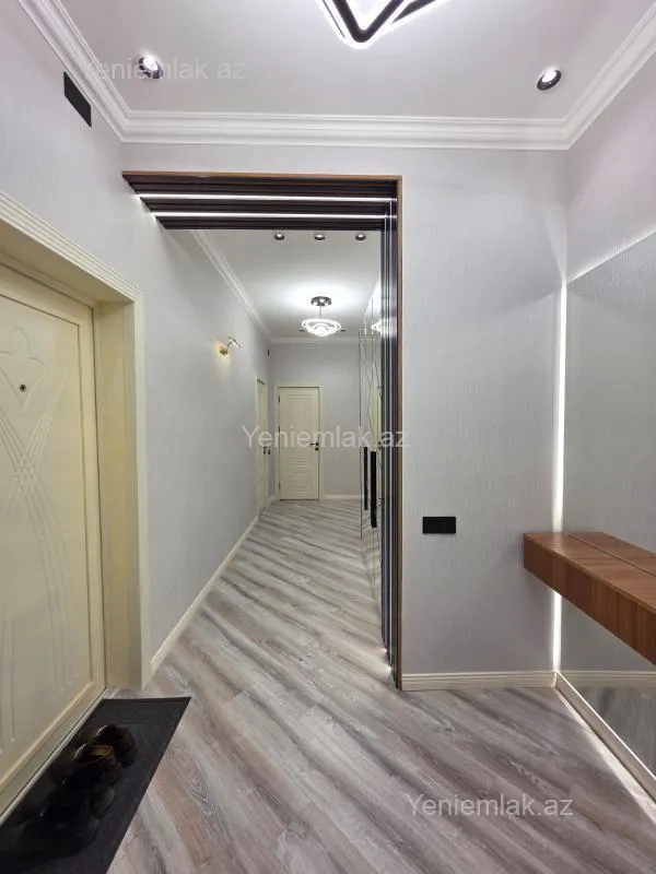 Satılır 3 otaqlı yeni tikili 106 m²