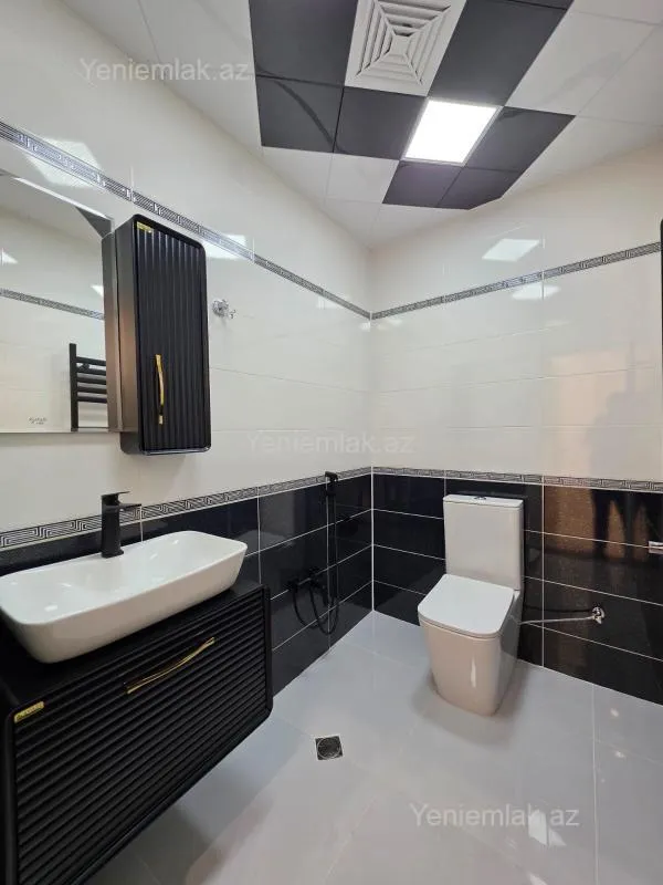 Satılır 3 otaqlı yeni tikili 106 m²