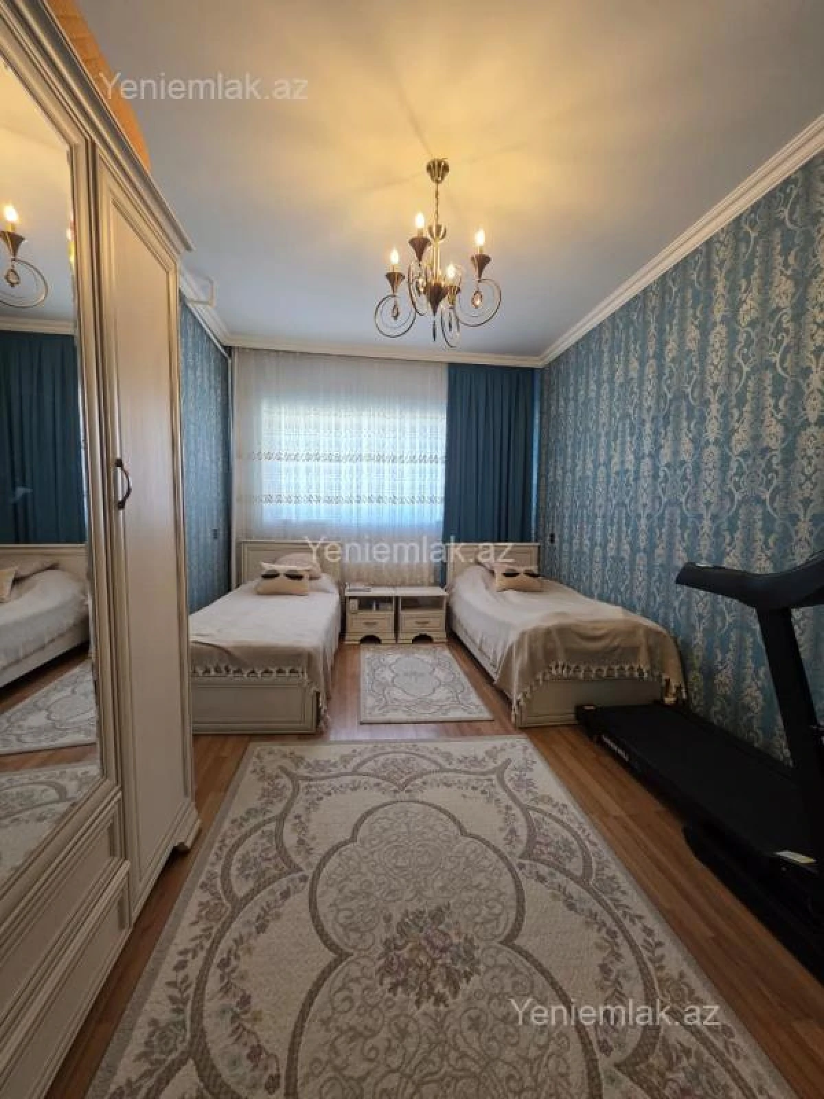 Satılır 4 otaqlı köhnə tikili 120 m²