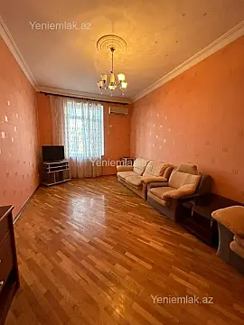 Satılır 3 otaqlı köhnə tikili 72 m² — Bakı, Nəsimi 3 otaq 72.00 m²