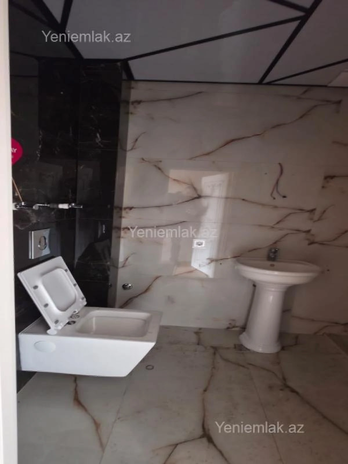 Satılır 2 otaqlı köhnə tikili 57 m²