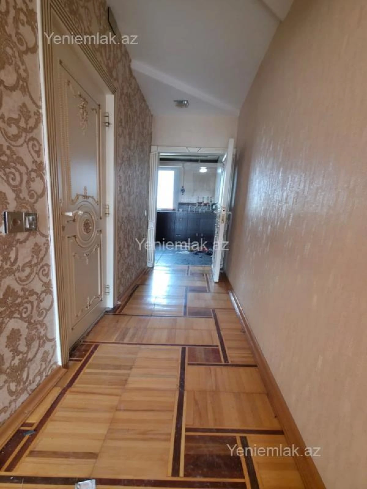 Satılır 2 otaqlı köhnə tikili 57 m²