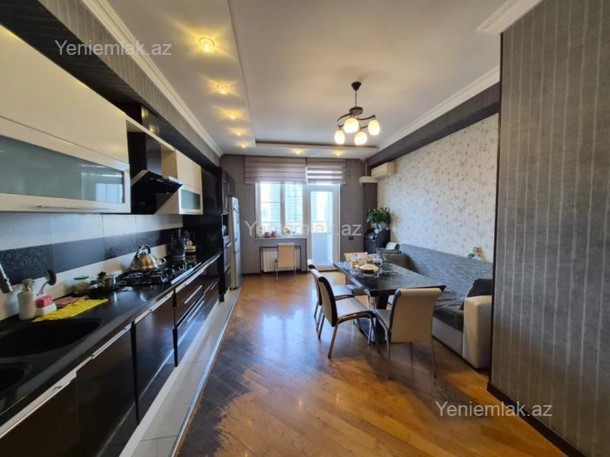 Satılır 5 otaqlı yeni tikili 280 m²