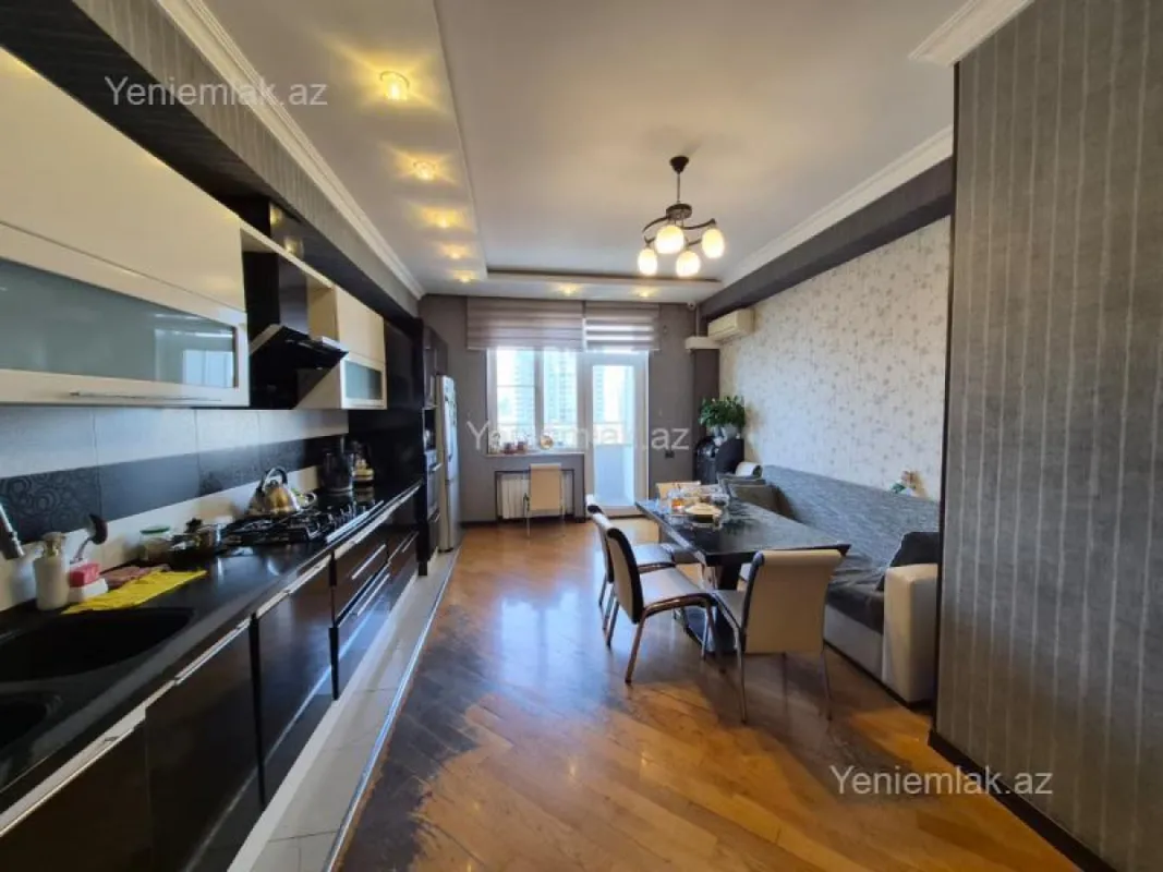 Satılır 5 otaqlı yeni tikili 280 m²