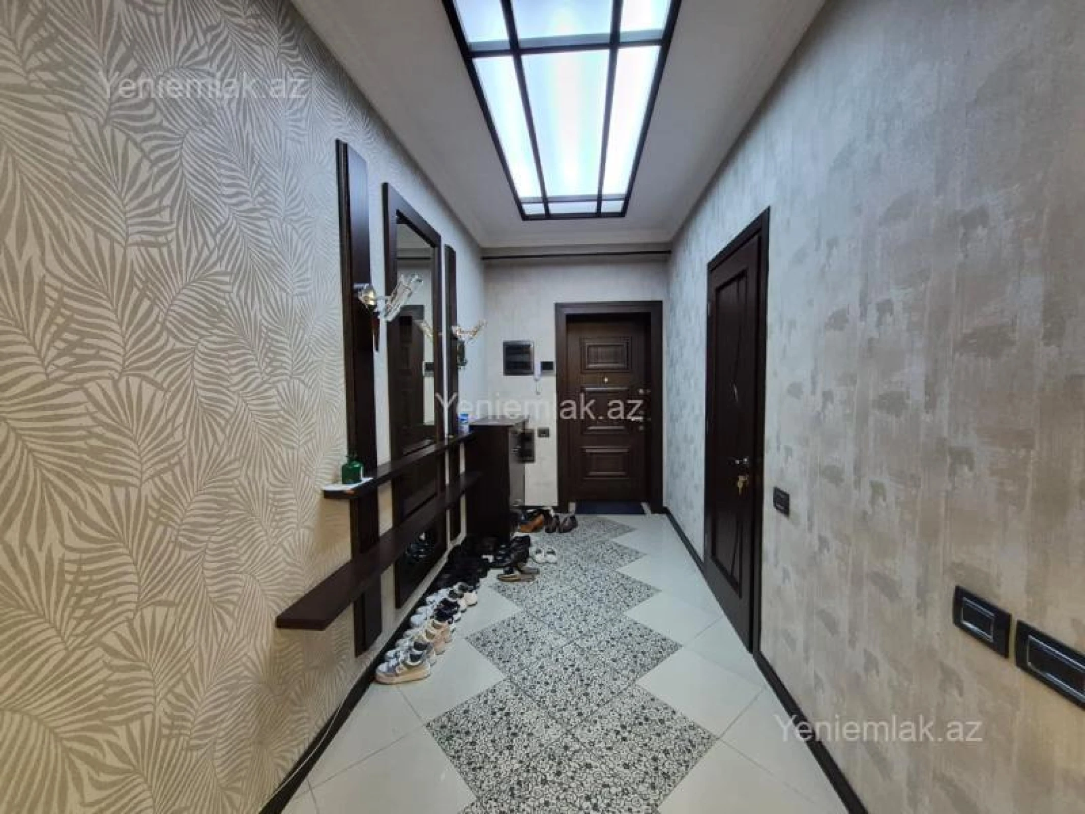 Satılır 5 otaqlı yeni tikili 280 m²