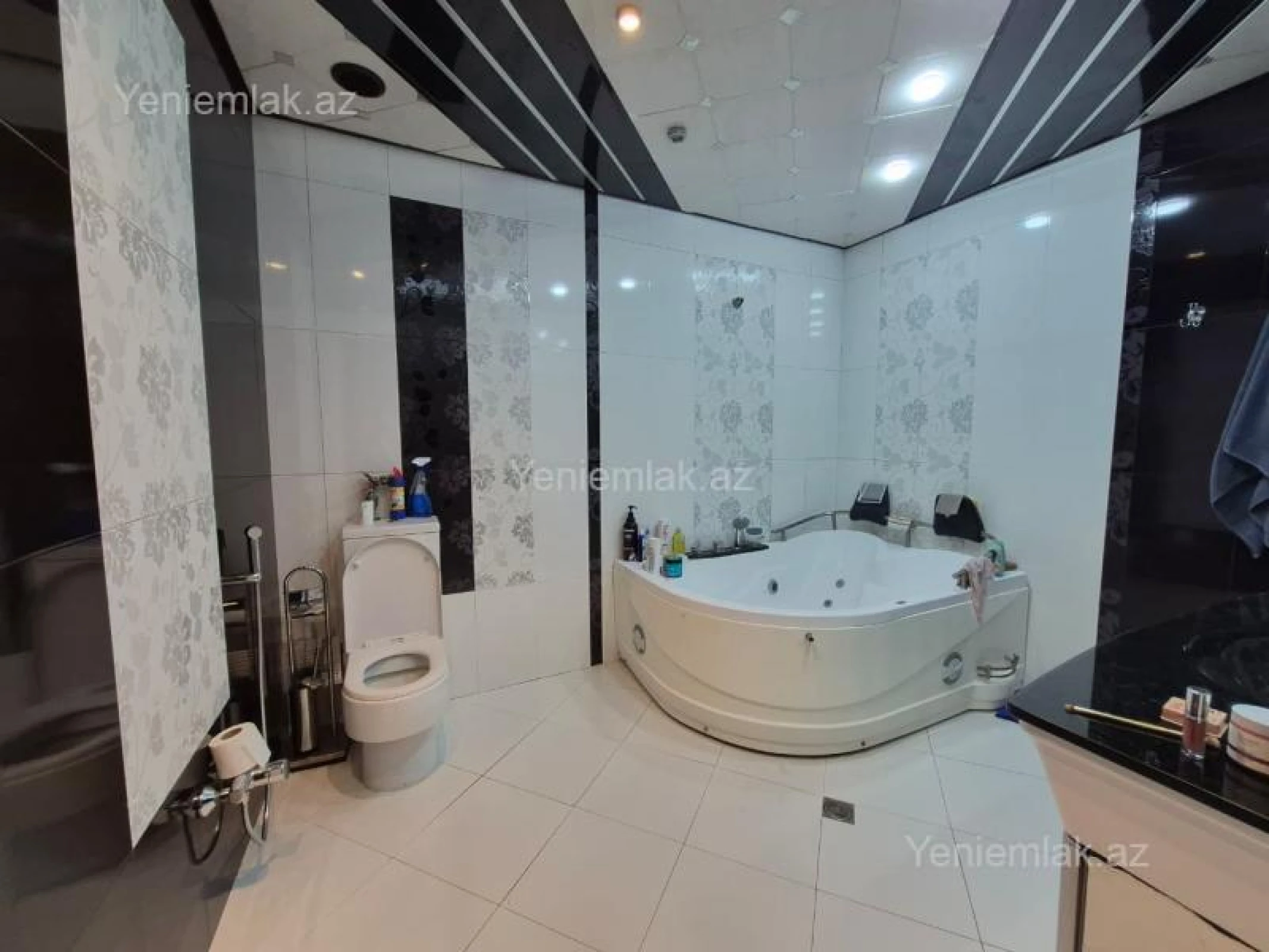 Satılır 5 otaqlı yeni tikili 280 m²