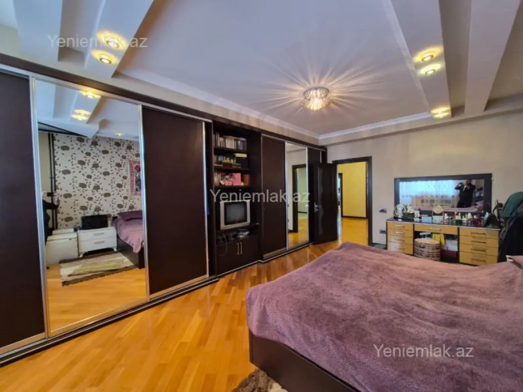 Satılır 5 otaqlı yeni tikili 280 m²
