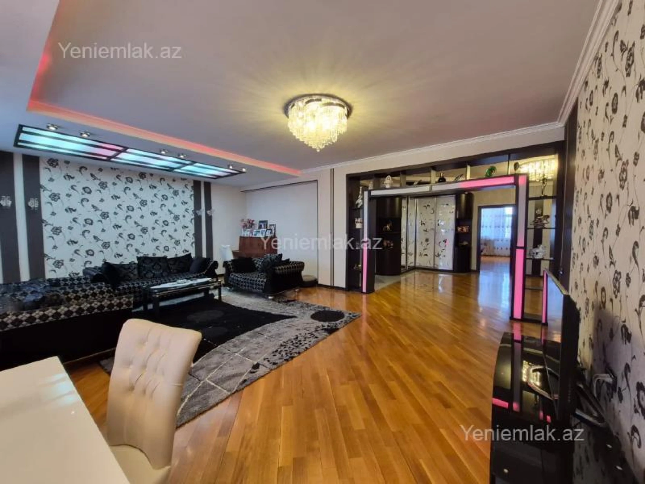 Satılır 5 otaqlı yeni tikili 280 m²