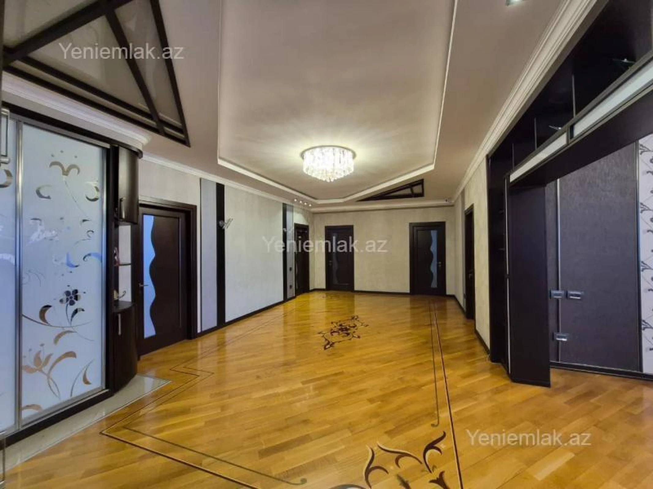 Satılır 5 otaqlı yeni tikili 280 m²