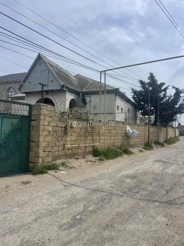 Satılır 3 otaqlı həyət evi 80 m²