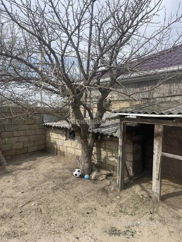 Satılır 3 otaqlı həyət evi 80 m²