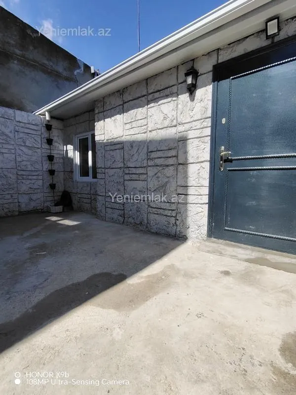 Satılır 2 otaqlı həyət evi 42 m²