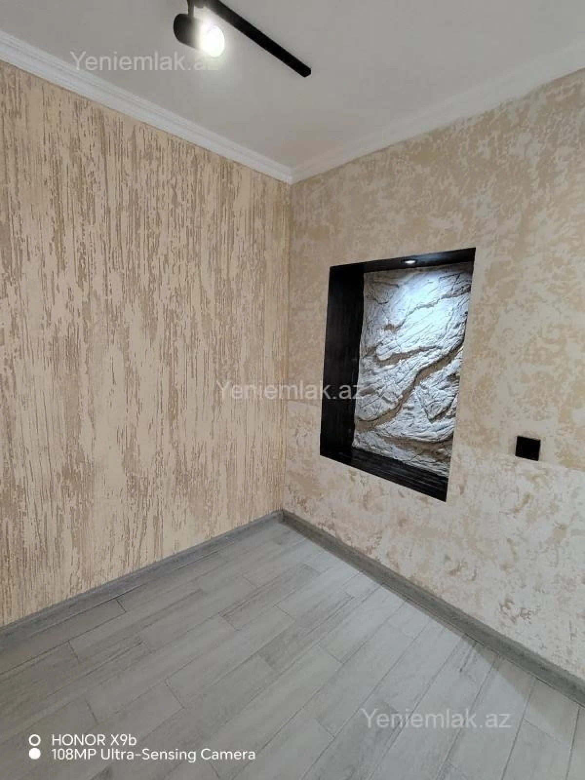 Satılır 2 otaqlı həyət evi 42 m²