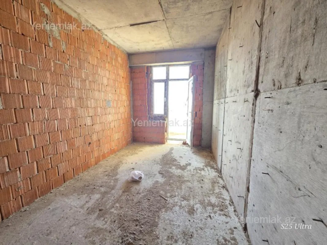 Satılır 3 otaqlı yeni tikili 75 m²