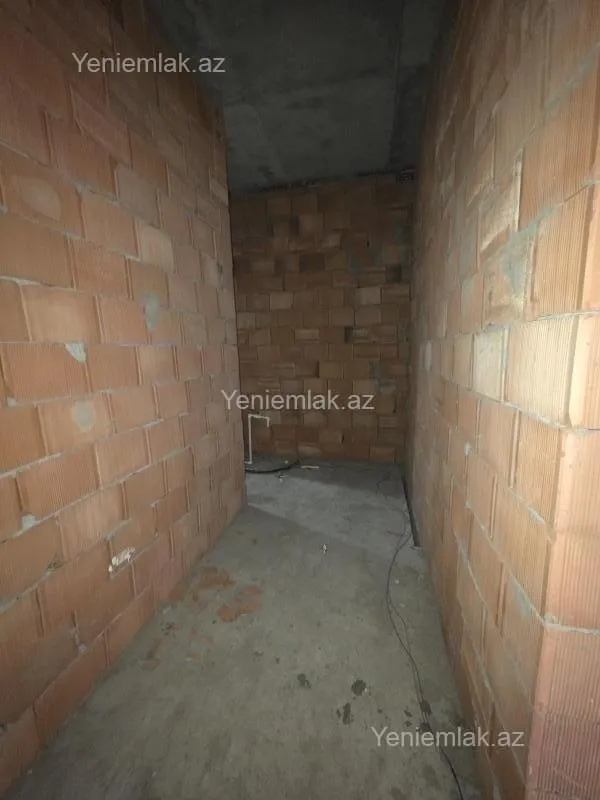 Satılır 3 otaqlı yeni tikili 75 m²