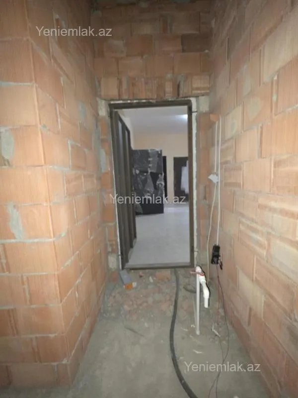 Satılır 3 otaqlı yeni tikili 75 m²