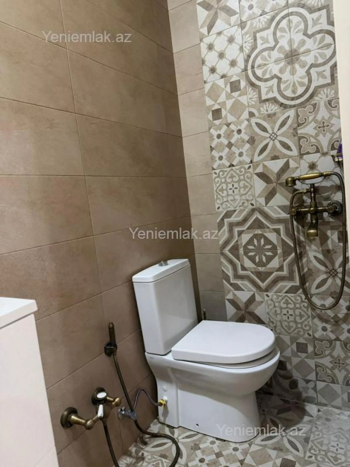 Satılır 4 otaqlı yeni tikili 157 m²