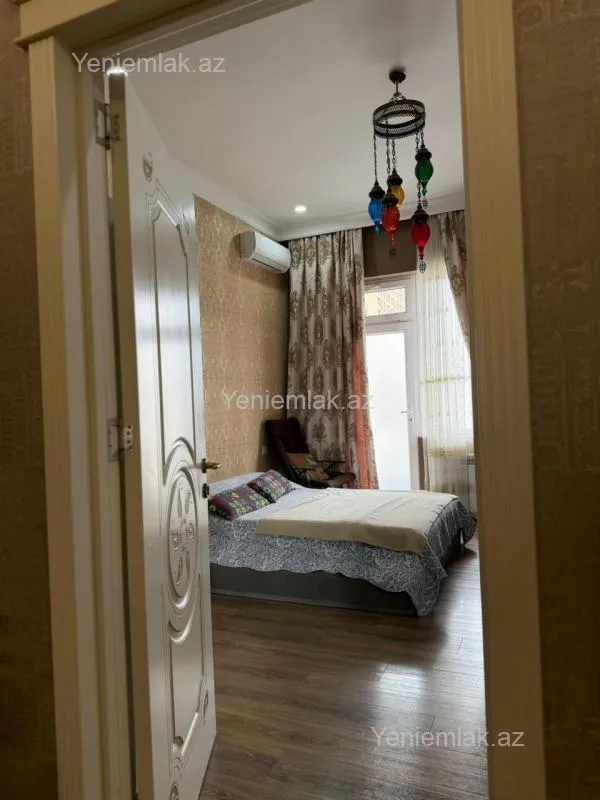 Satılır 4 otaqlı yeni tikili 157 m²