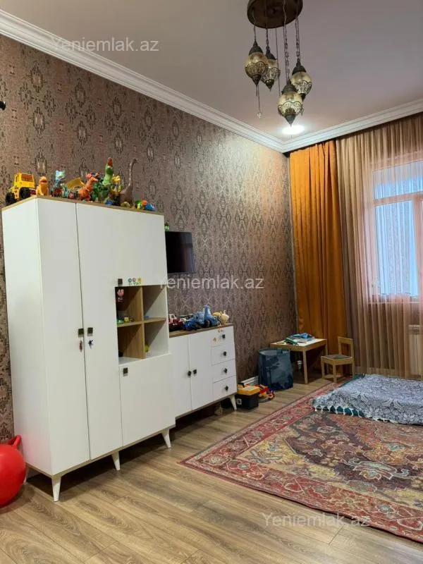 Satılır 4 otaqlı yeni tikili 157 m²