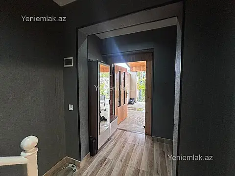 Satılır 6 otaqlı həyət evi 220 m²