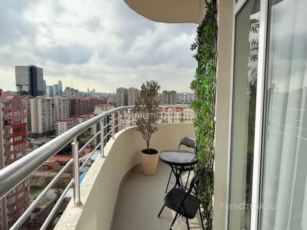 Satılır 2 otaqlı yeni tikili 61 m²