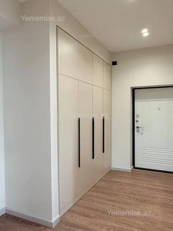 Satılır 2 otaqlı yeni tikili 61 m²