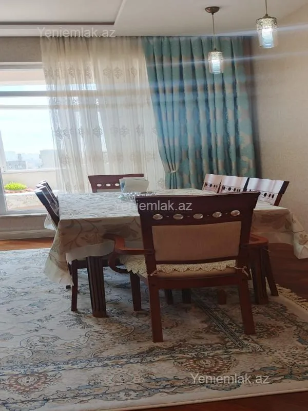 Satılır 3 otaqlı yeni tikili 155 m²