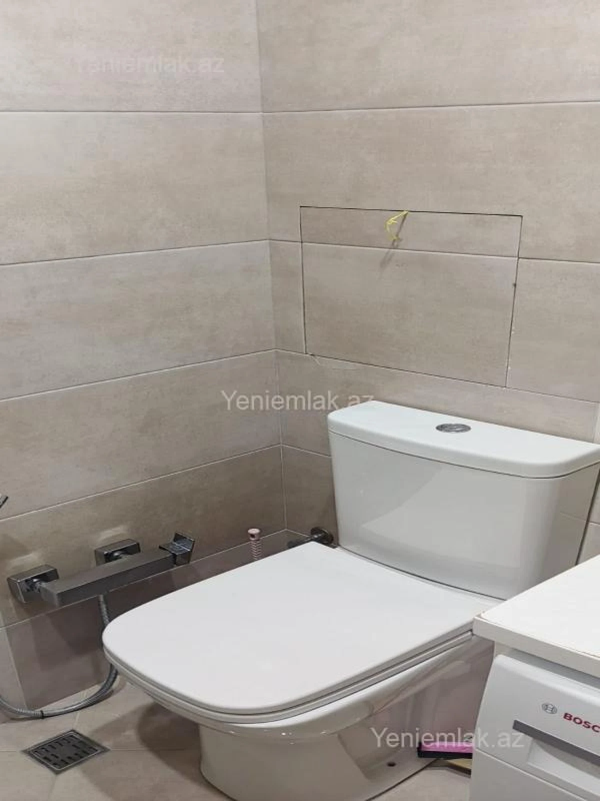 Satılır 3 otaqlı yeni tikili 155 m²