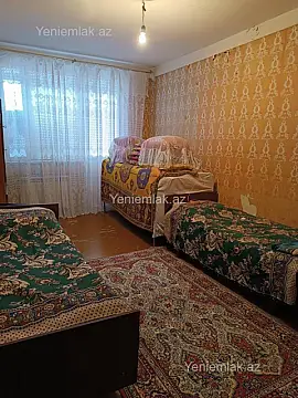 Satılır 4 otaqlı köhnə tikili 90 m²