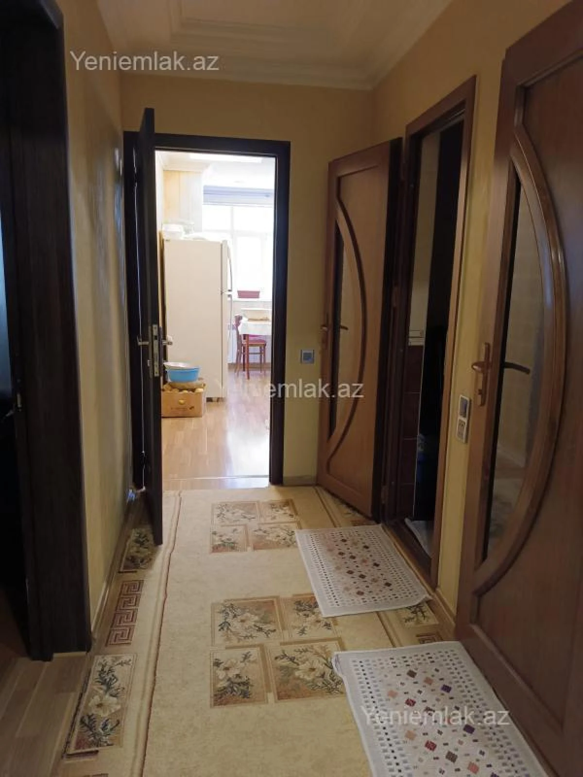 Satılır 4 otaqlı köhnə tikili 90 m²