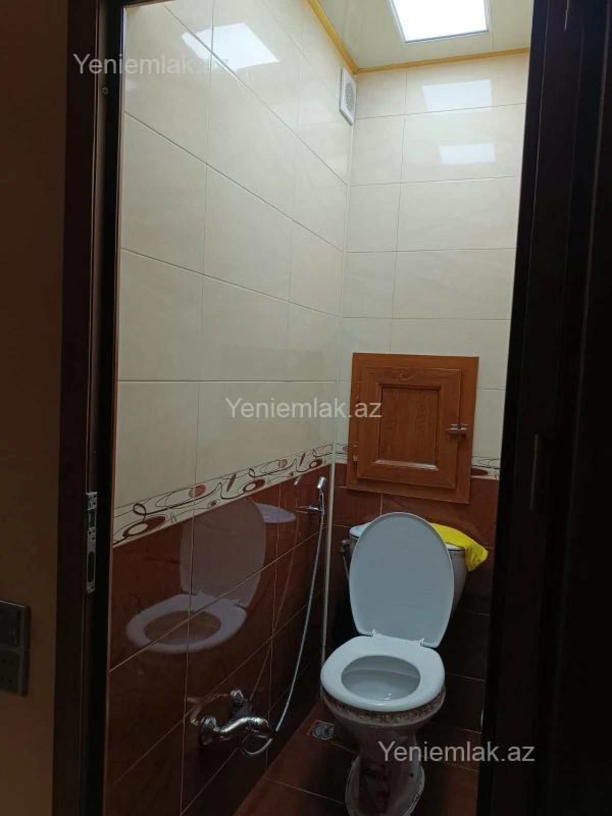 Satılır 4 otaqlı köhnə tikili 90 m²