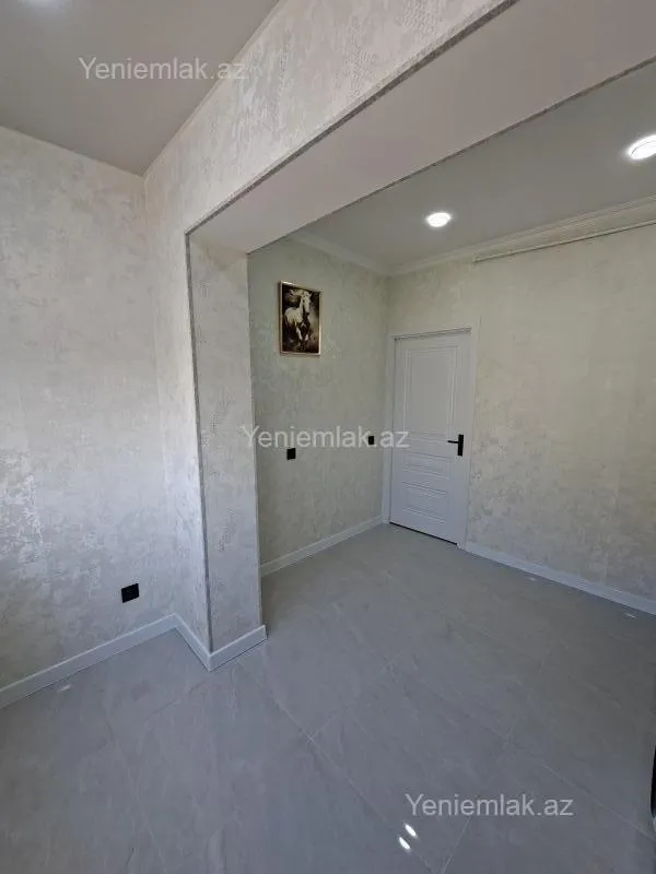 Satılır 2 otaqlı köhnə tikili 60 m²