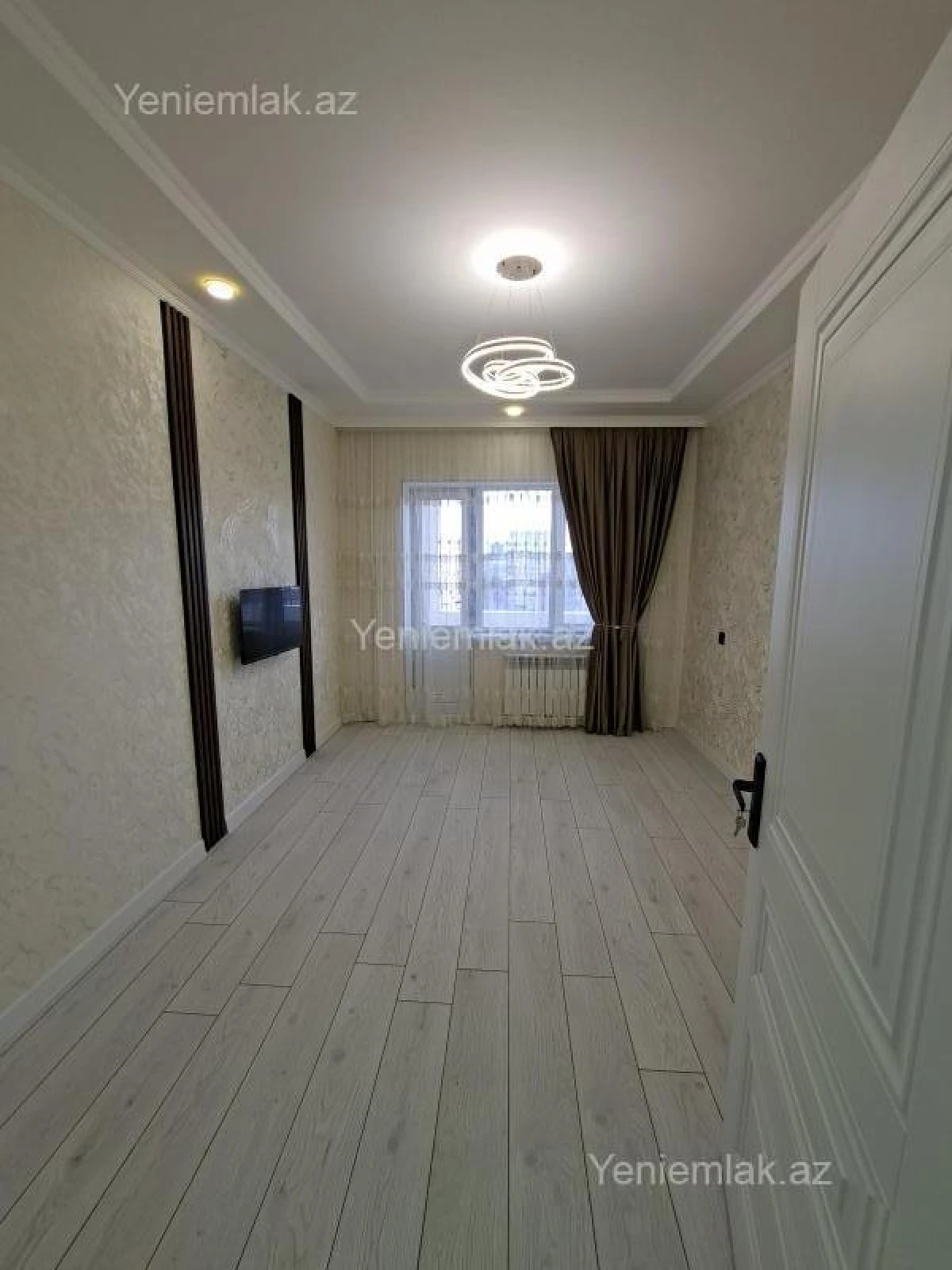 Satılır 2 otaqlı köhnə tikili 60 m²