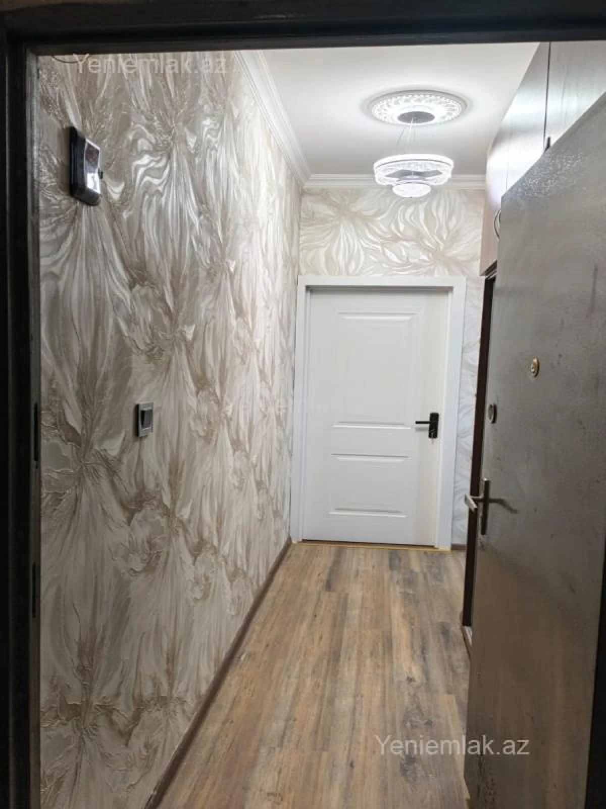 Satılır 1 otaqlı köhnə tikili 40 m²